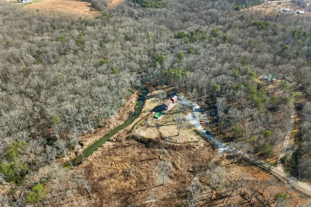 795 Pine Road Pikeville TN 37367