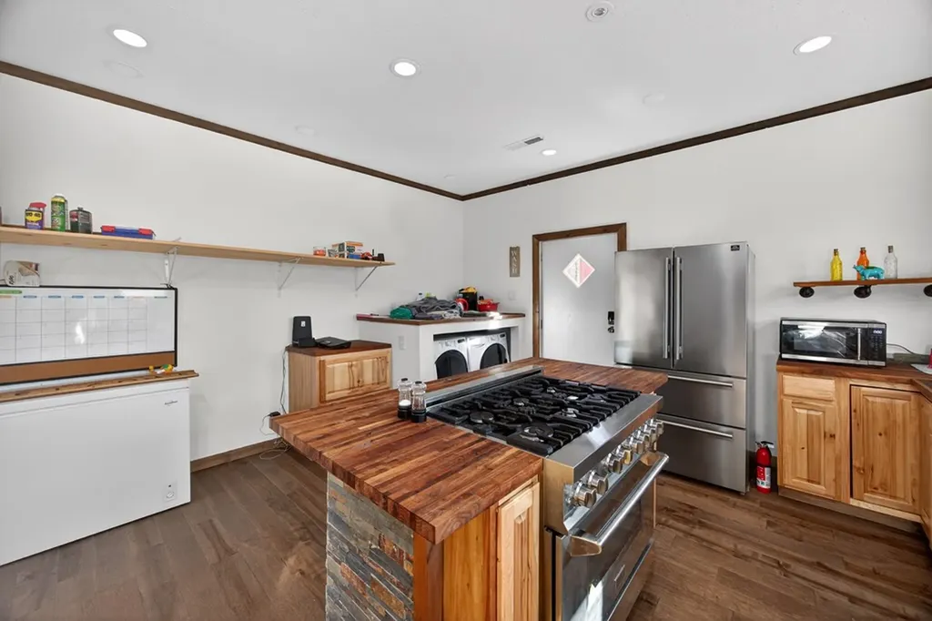 795 Pine Road Pikeville TN 37367