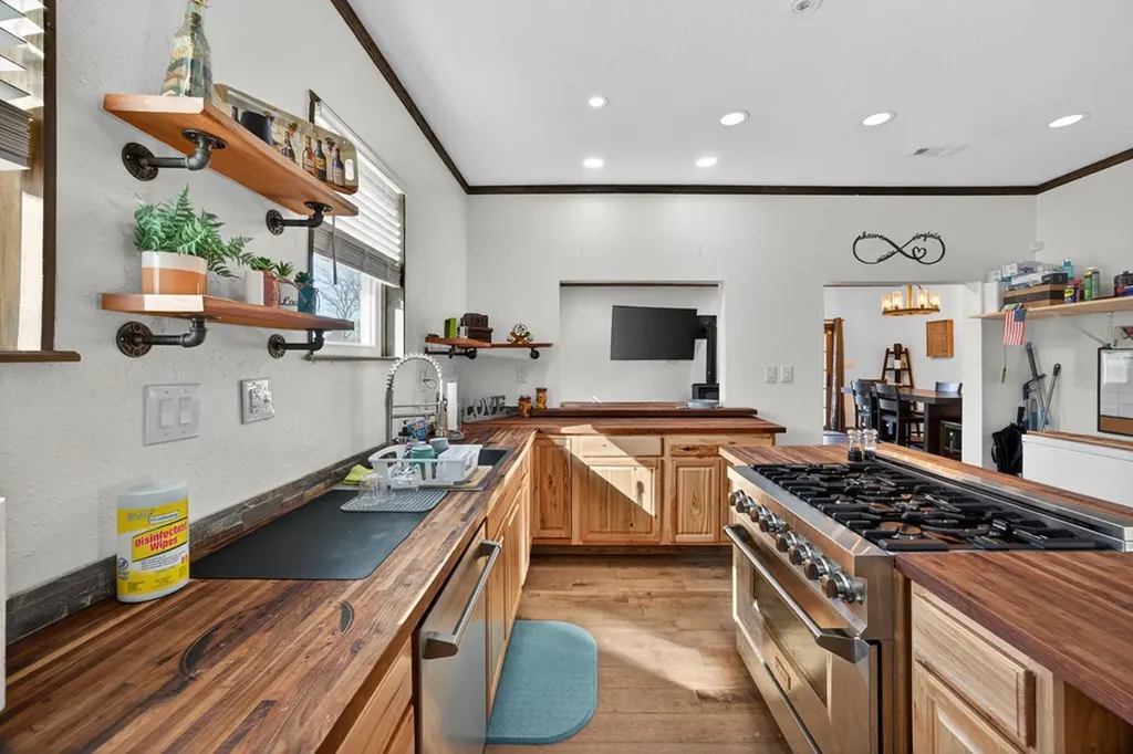 795 Pine Road Pikeville TN 37367