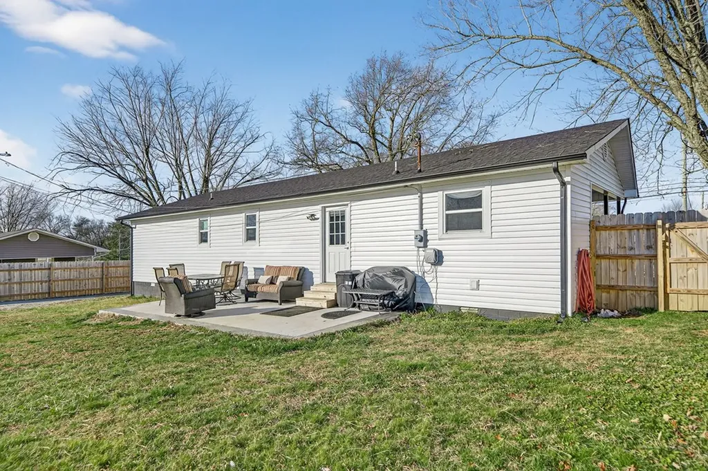 257 Myrtle Avenue Crossville TN 38555