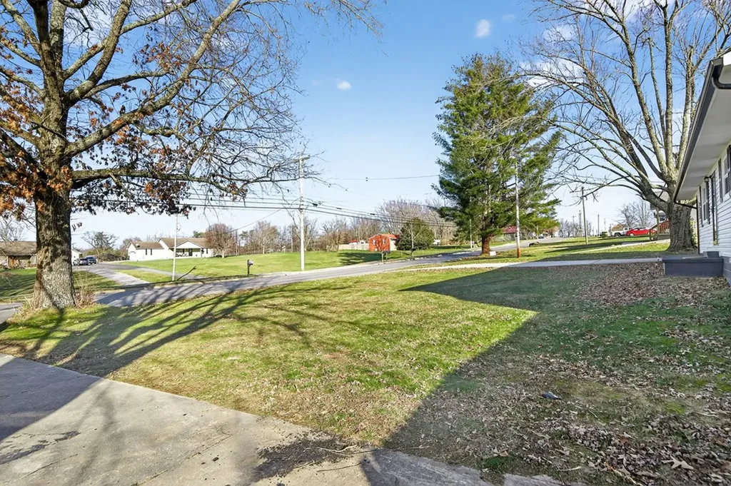 257 Myrtle Avenue Crossville TN 38555