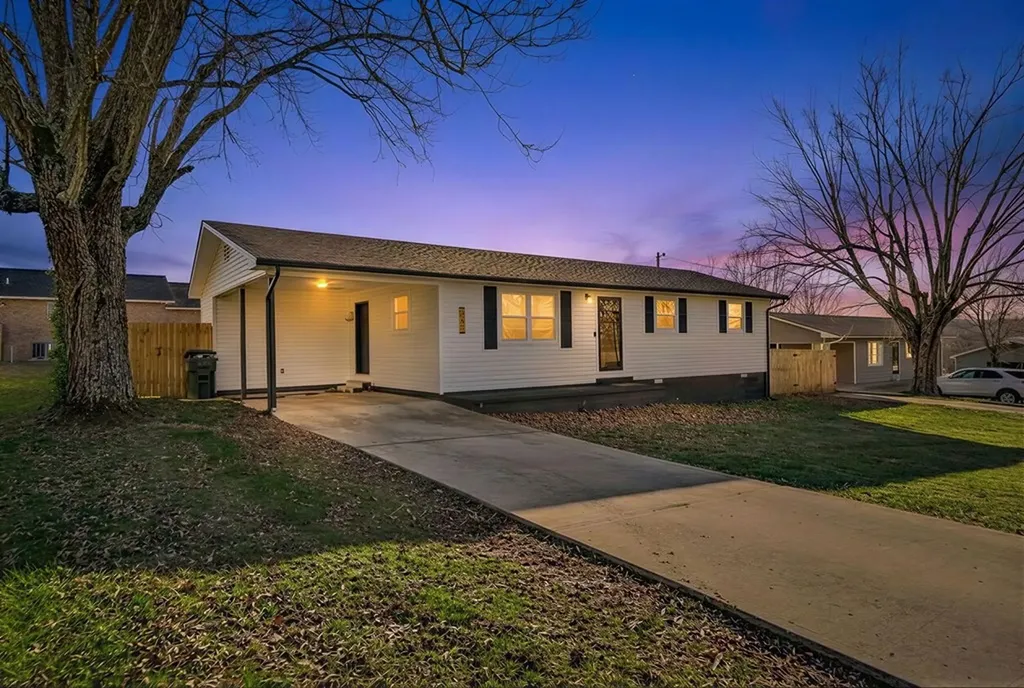 257 Myrtle Avenue Crossville TN 38555