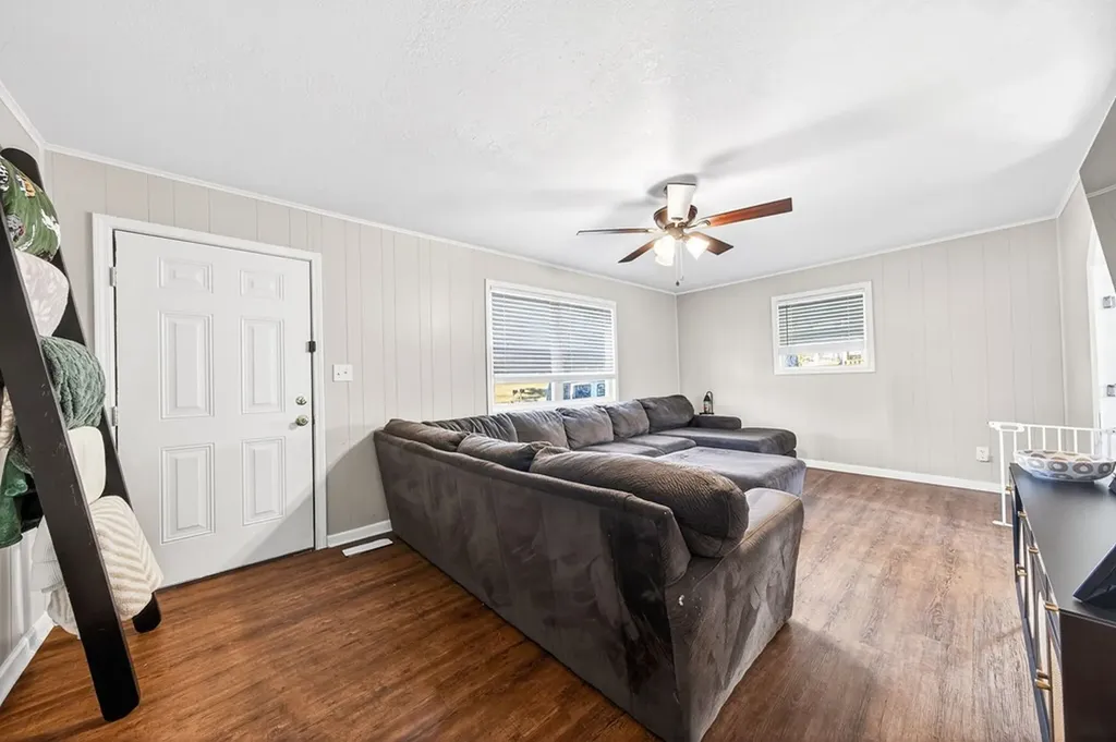 257 Myrtle Avenue Crossville TN 38555