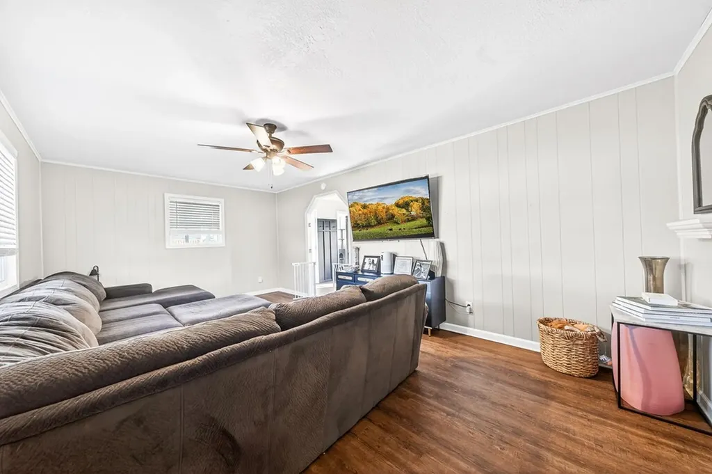 257 Myrtle Avenue Crossville TN 38555