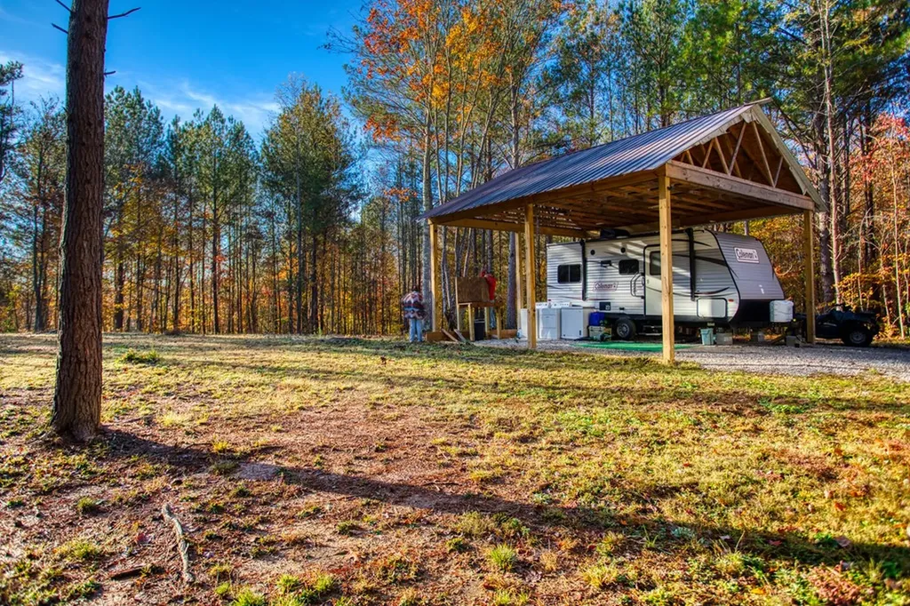 1192 Shellotte Loop Pall Mall TN 38577