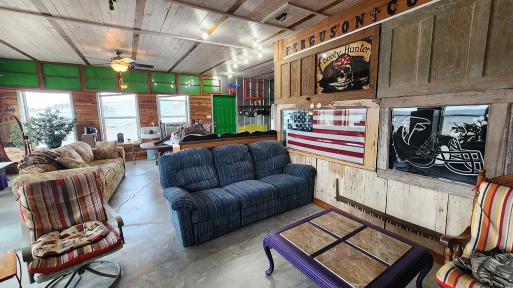 276 Schelley Road Gainesboro TN 38562