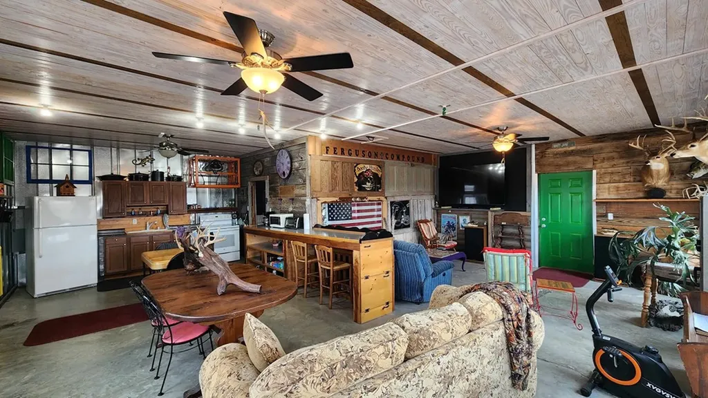 276 Schelley Road Gainesboro TN 38562