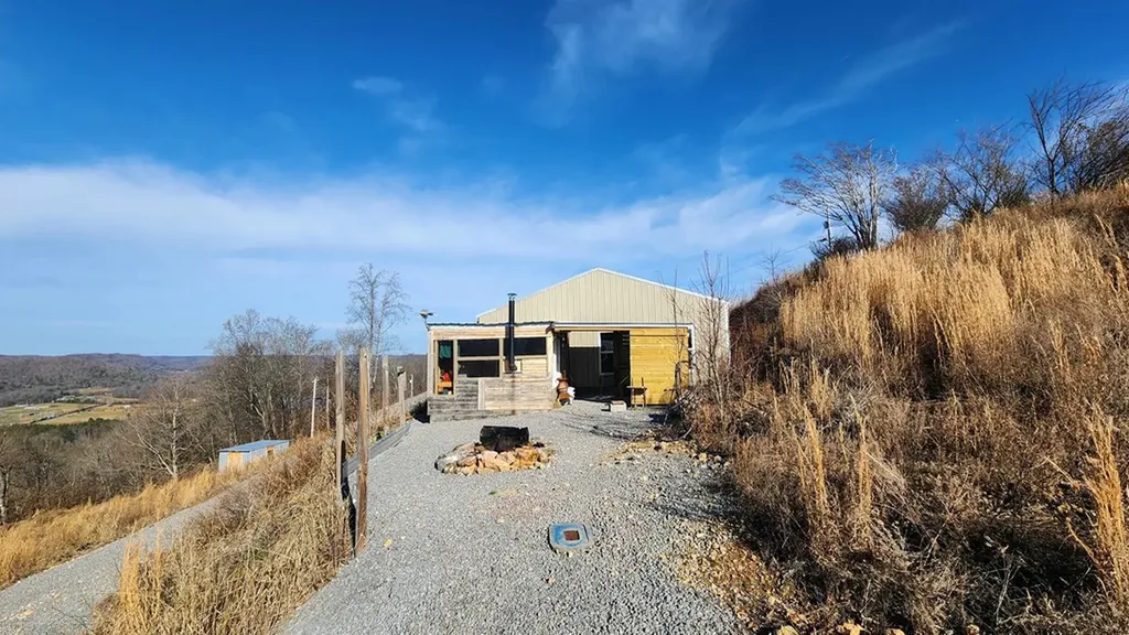 276 Schelley Road Gainesboro TN 38562