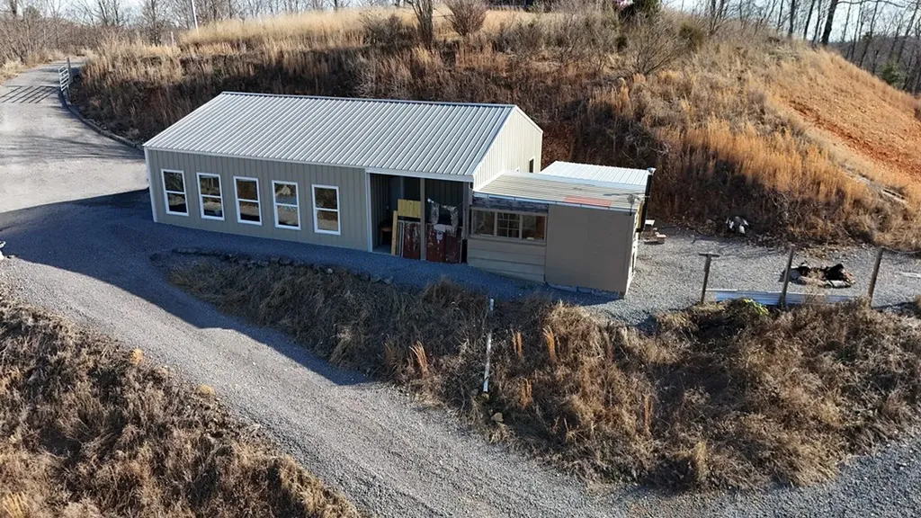 276 Schelley Road Gainesboro TN 38562