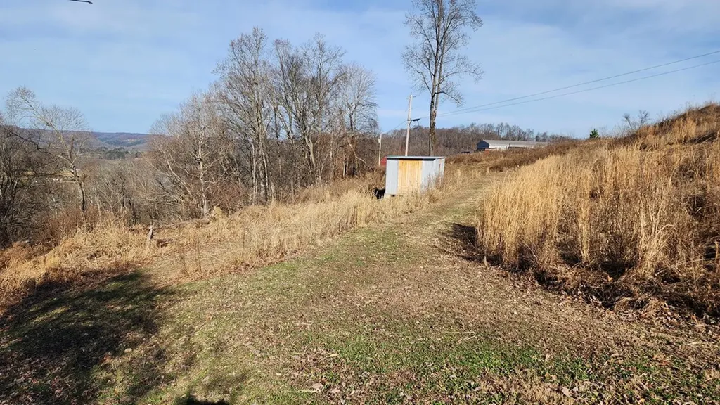 276 Schelley Road Gainesboro TN 38562