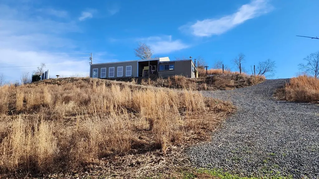 276 Schelley Road Gainesboro TN 38562