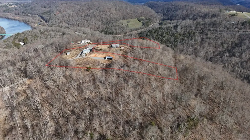 276 Schelley Road Gainesboro TN 38562