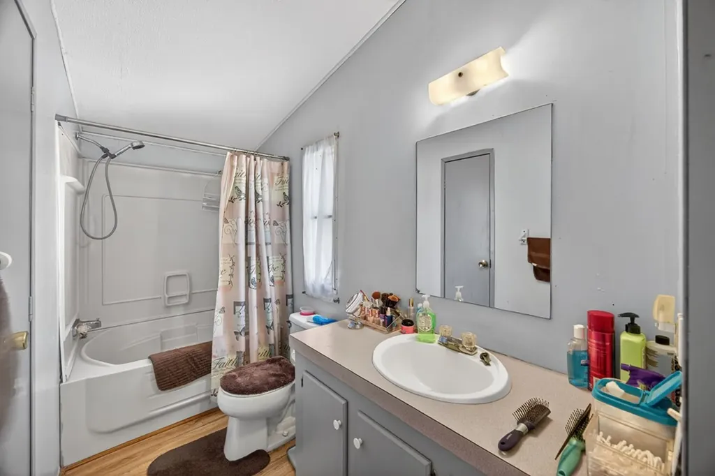 301 Morris Demps Road Sparta TN 38583