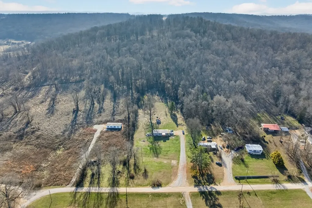 301 Morris Demps Road Sparta TN 38583