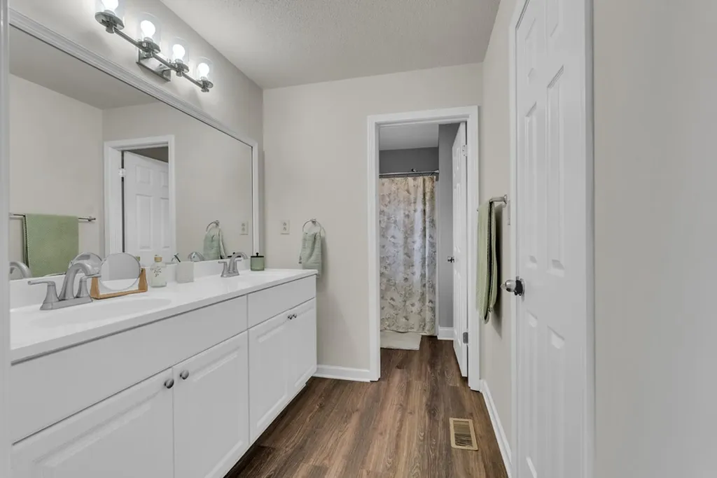 326 Lancaster Road Clarksville TN 37042