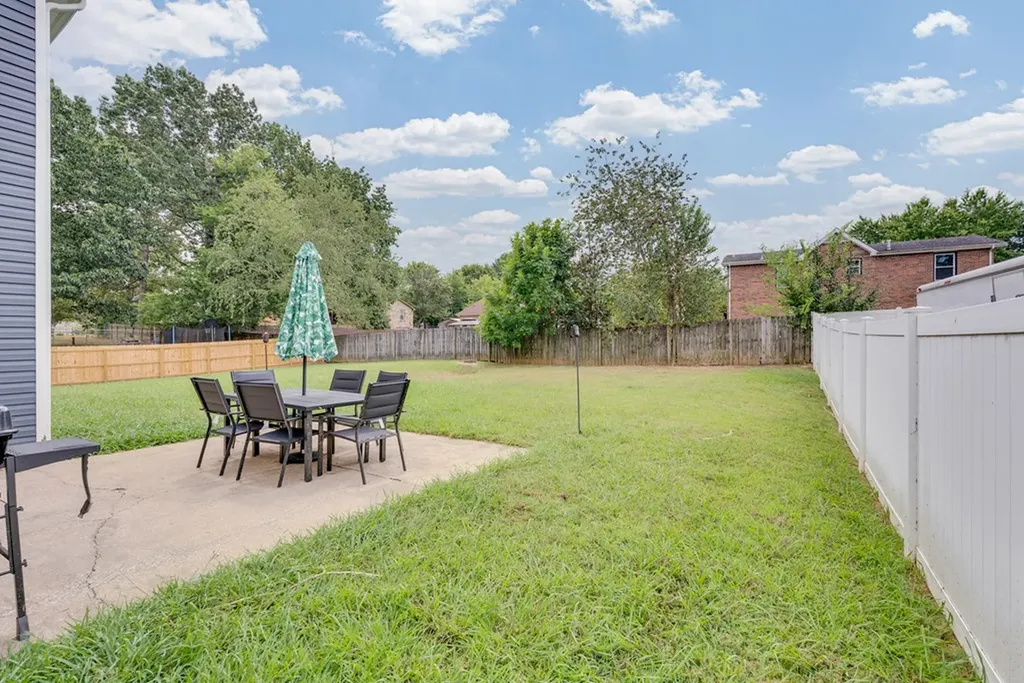 326 Lancaster Road Clarksville TN 37042