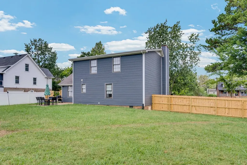 326 Lancaster Road Clarksville TN 37042