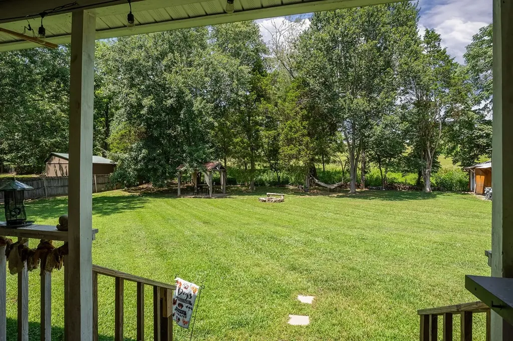 3006 Deerhaven Drive N Cookeville TN 38506