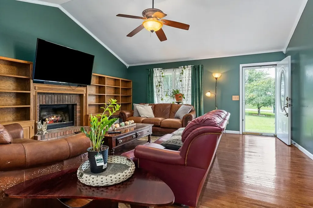 3006 Deerhaven Drive N Cookeville TN 38506