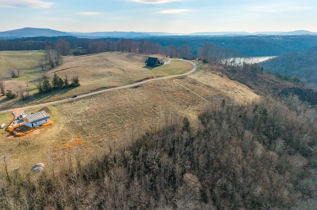 Lot #15 Amonett Circle Byrdstown TN 38549