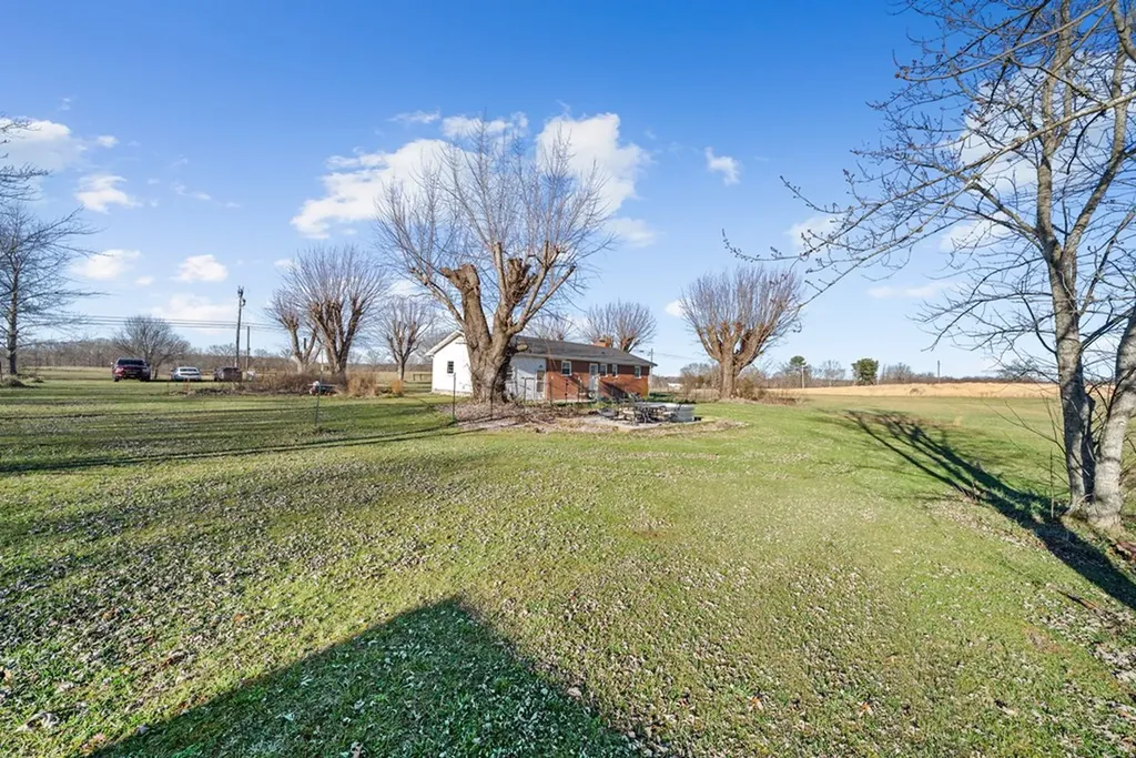 12500 Griffith Road Pikeville TN 37367