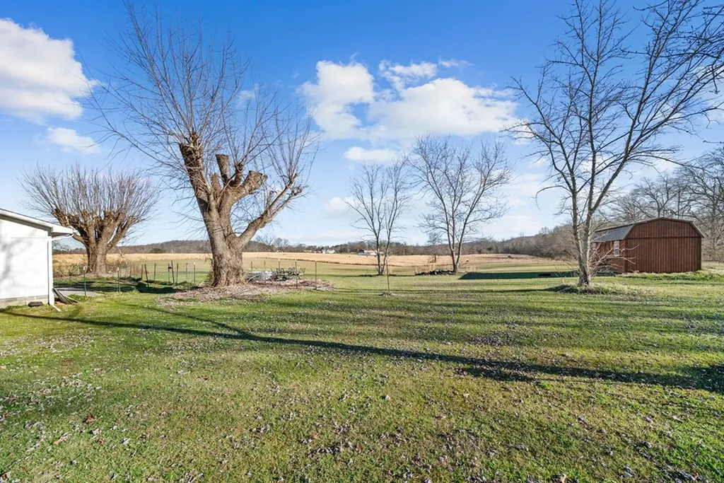 12500 Griffith Road Pikeville TN 37367