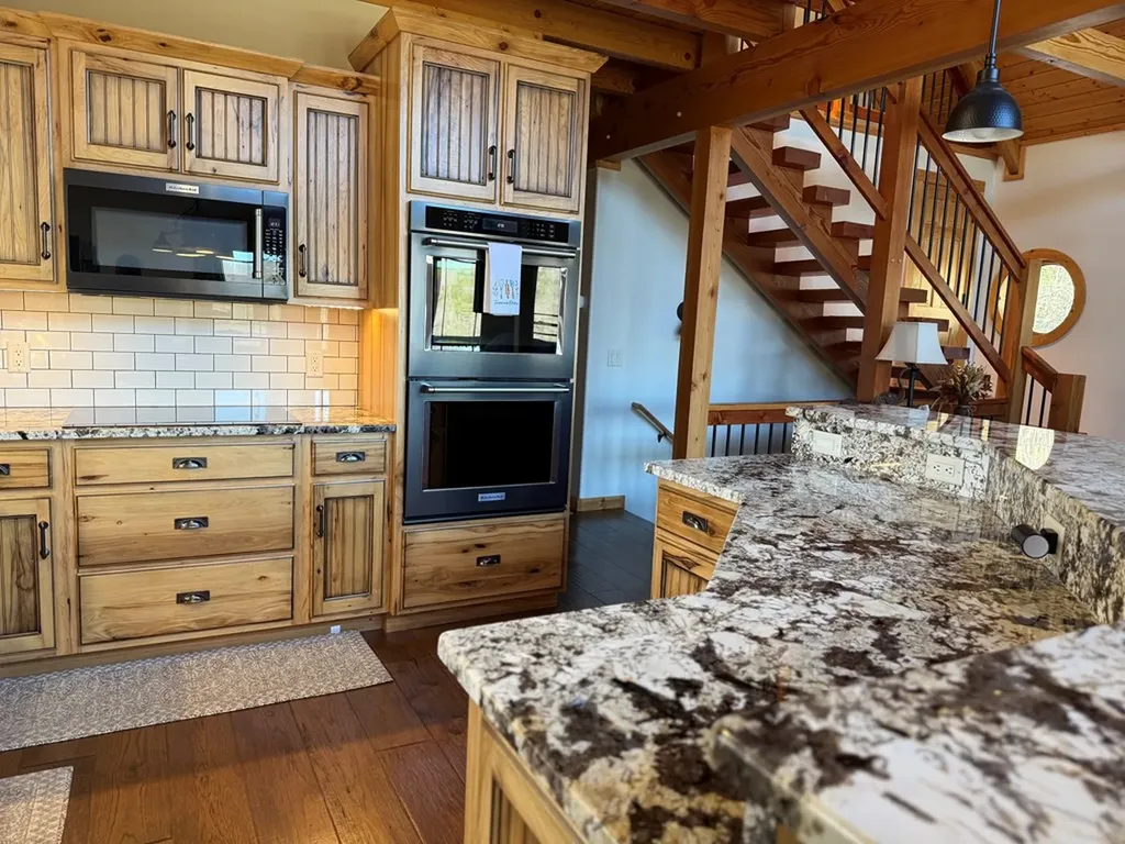 575 East Fork Road Whitleyville TN 38588