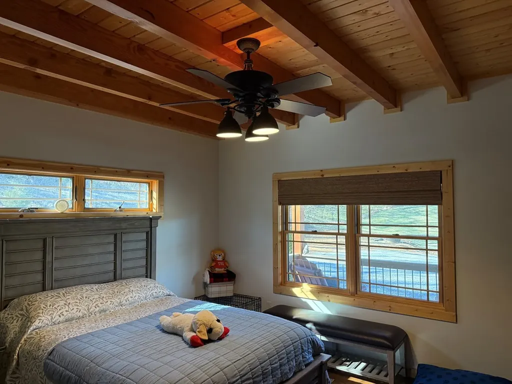 575 East Fork Road Whitleyville TN 38588