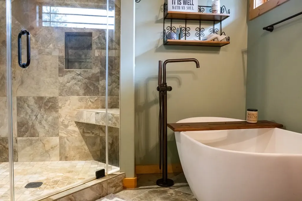 575 East Fork Road Whitleyville TN 38588