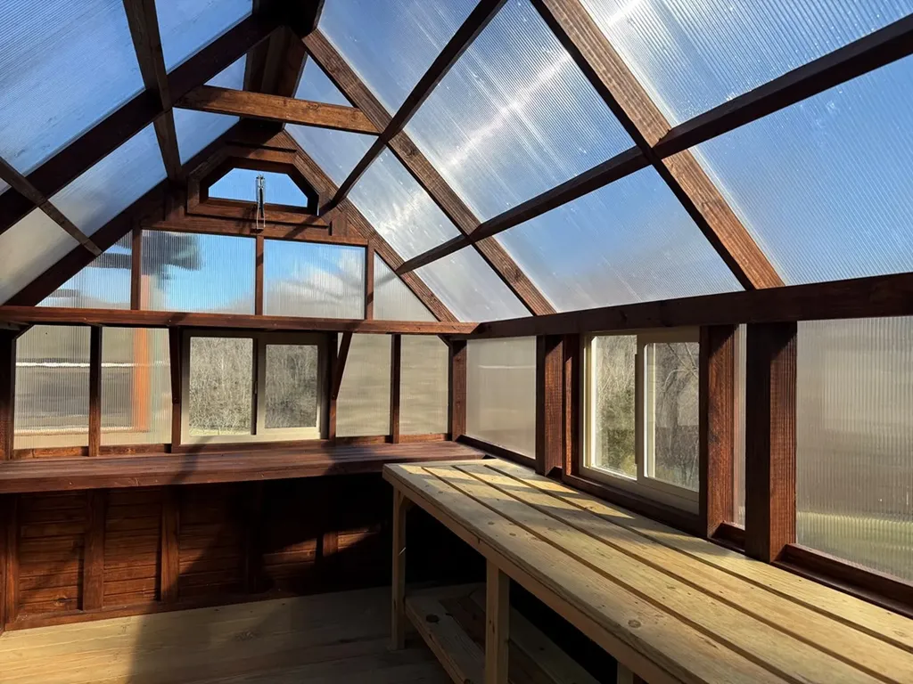 575 East Fork Road Whitleyville TN 38588