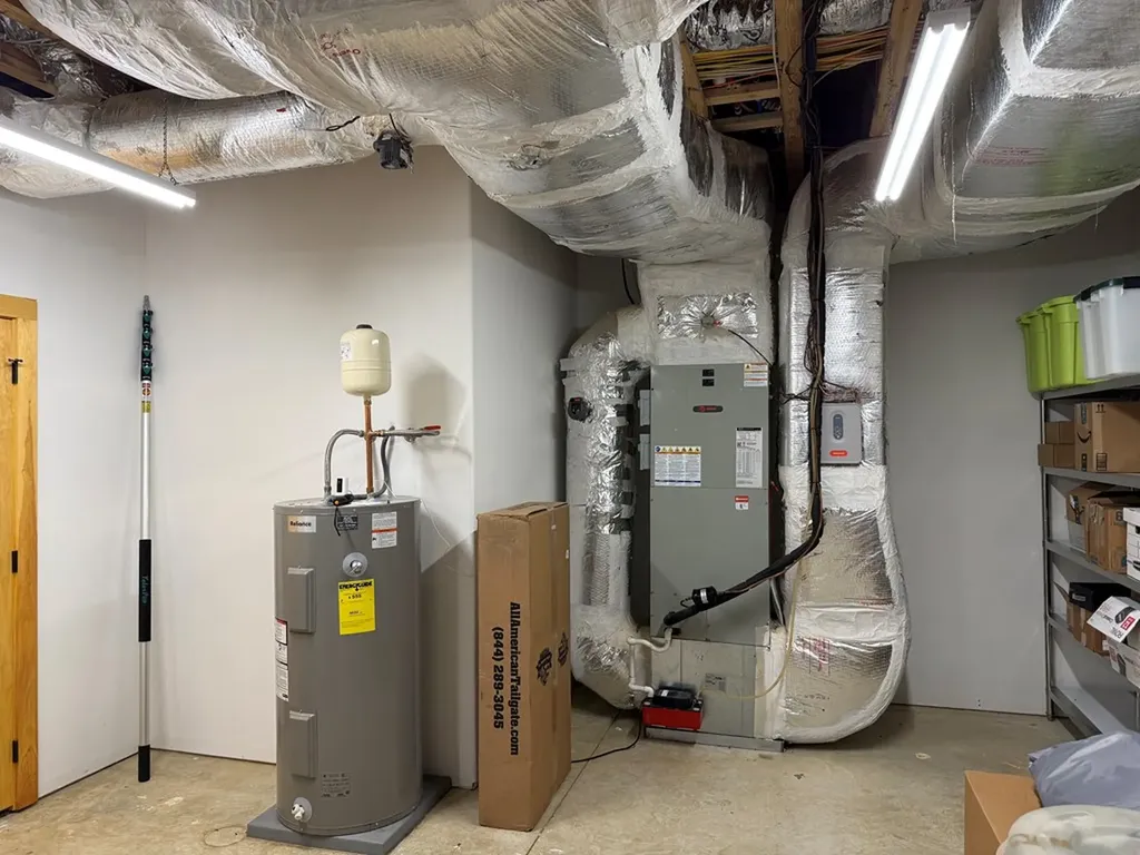 575 East Fork Road Whitleyville TN 38588