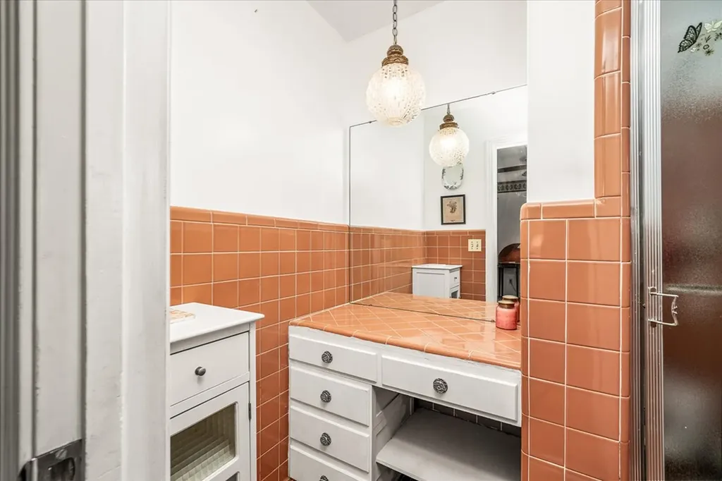 1025 N Maple Avenue Cookeville TN 38501