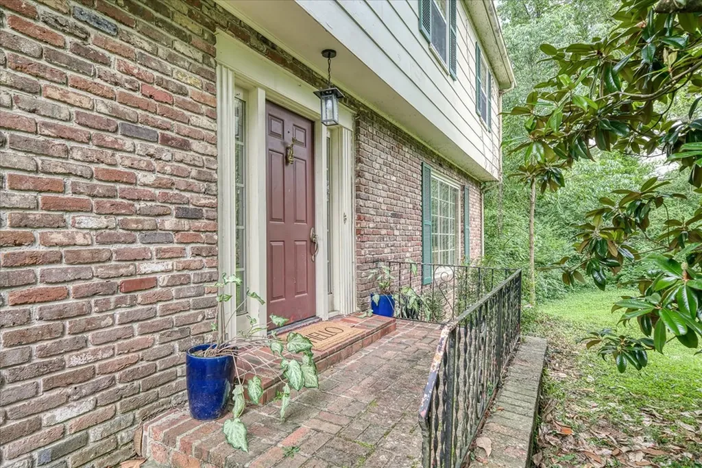 1025 N Maple Avenue Cookeville TN 38501