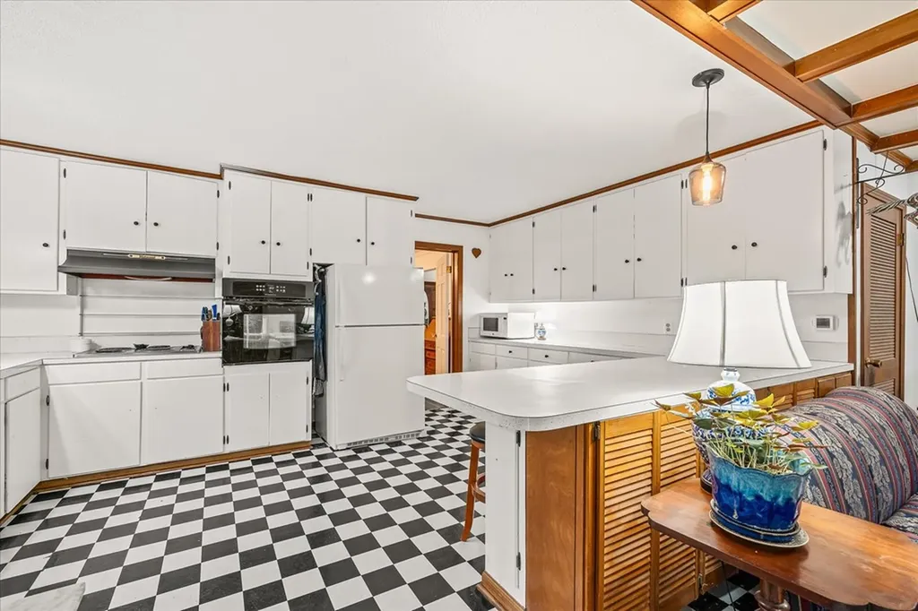 1025 N Maple Avenue Cookeville TN 38501