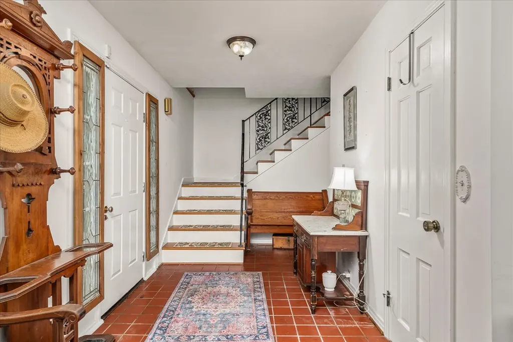 1025 N Maple Avenue Cookeville TN 38501