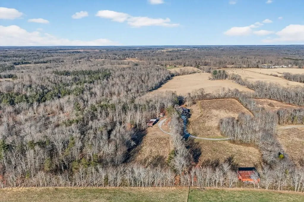 40 Diamond Padgett Lane Monterey TN 38574