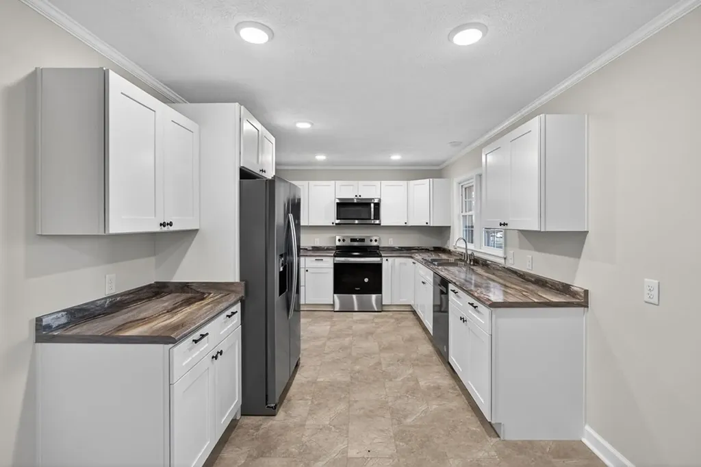 2136 W Broad Street Cookeville TN 38501