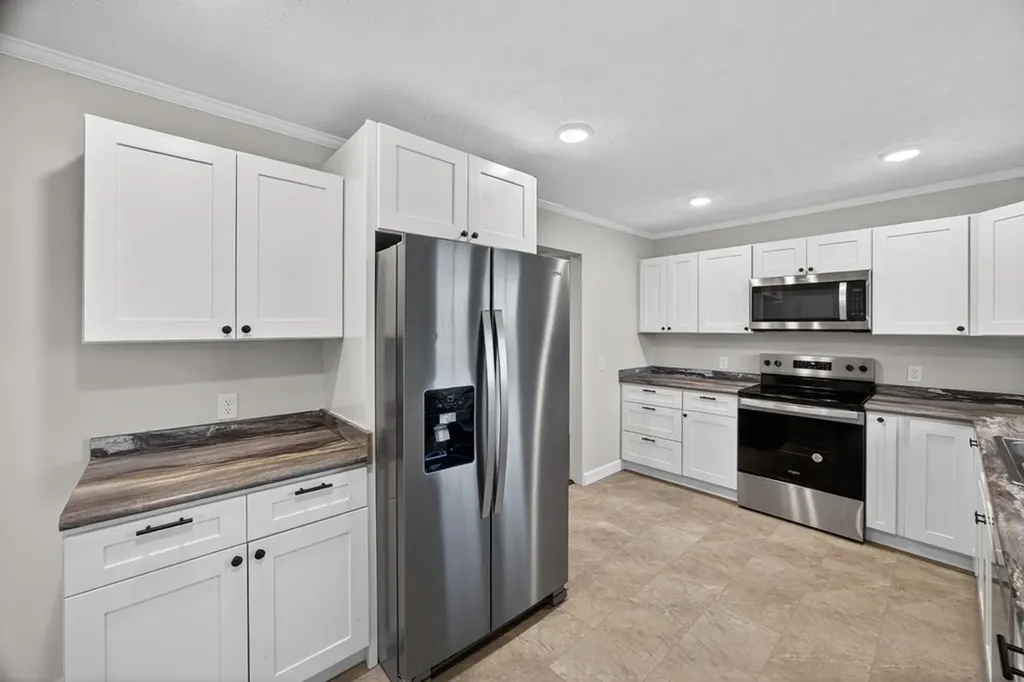 2136 W Broad Street Cookeville TN 38501