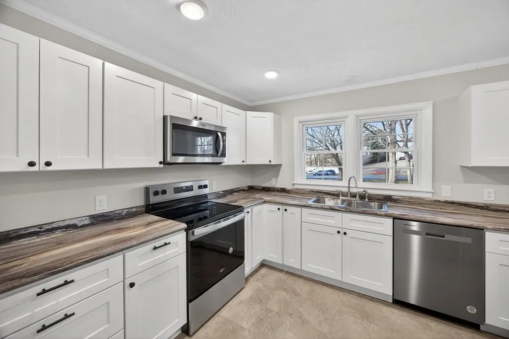 2136 W Broad Street Cookeville TN 38501