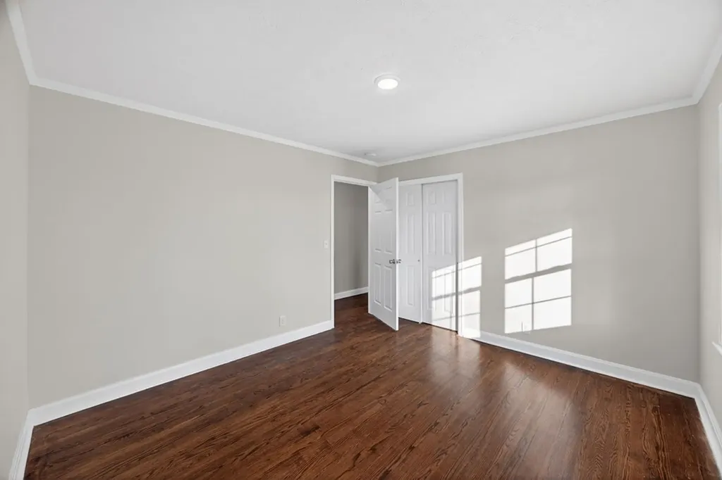 2136 W Broad Street Cookeville TN 38501