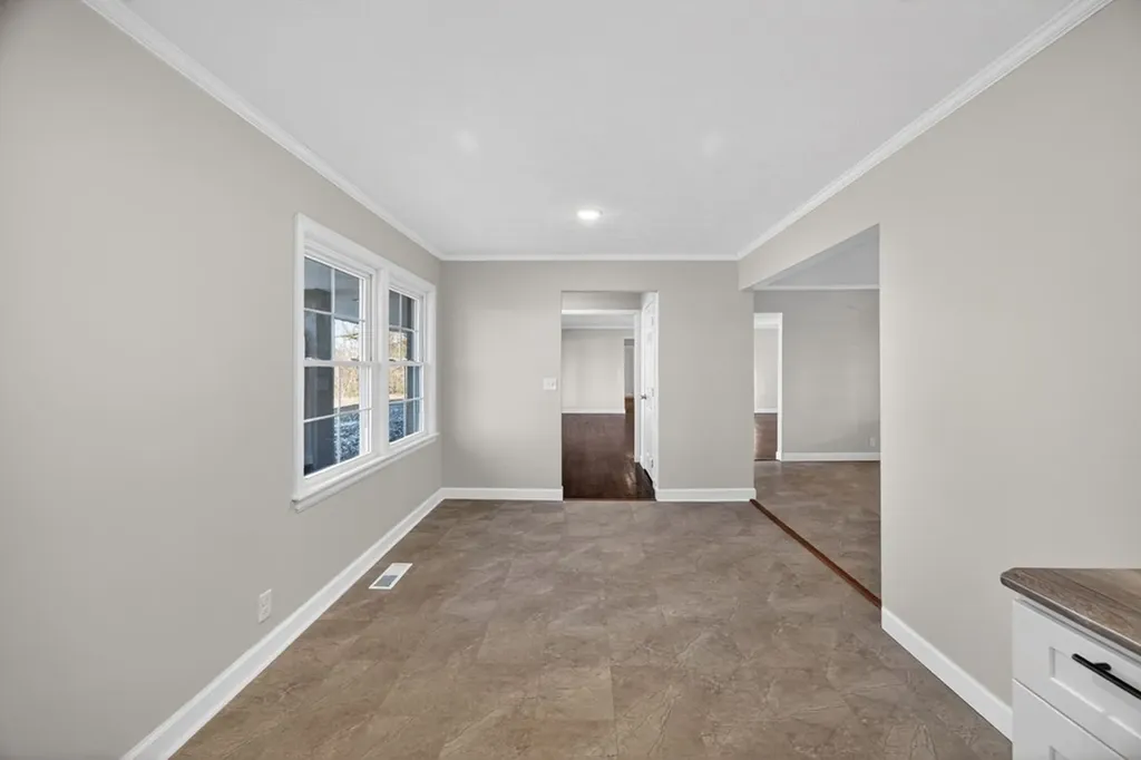 2136 W Broad Street Cookeville TN 38501