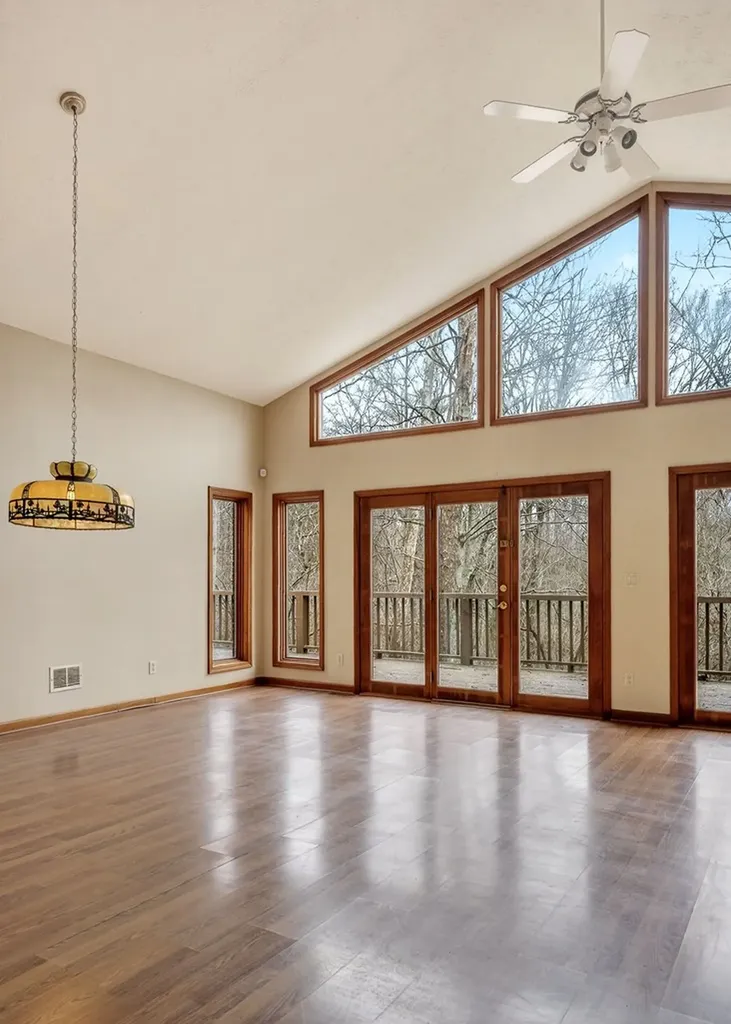 136 Crawford Chapel Road Cookeville TN 38506