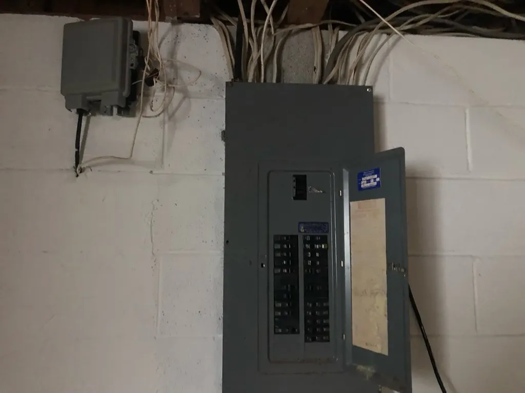 2710 Tabor Loop Crossville TN 38571