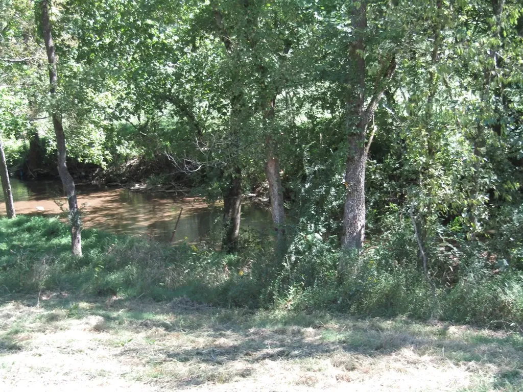 14AC Hartsville Road Lafayette TN 37083