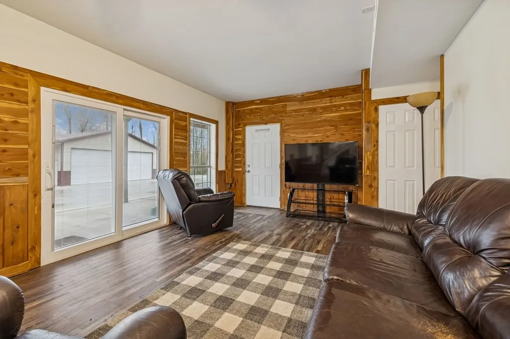 9200 Dobbs Cemetery Road Baxter TN 38544