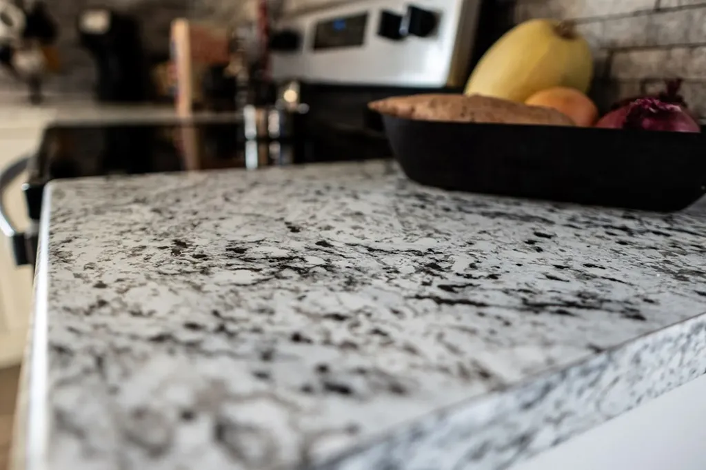 15 Amos Mcclerran Road Celina TN 38551