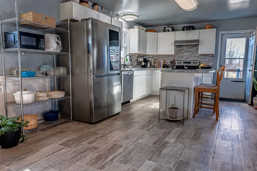 15 Amos Mcclerran Road Celina TN 38551