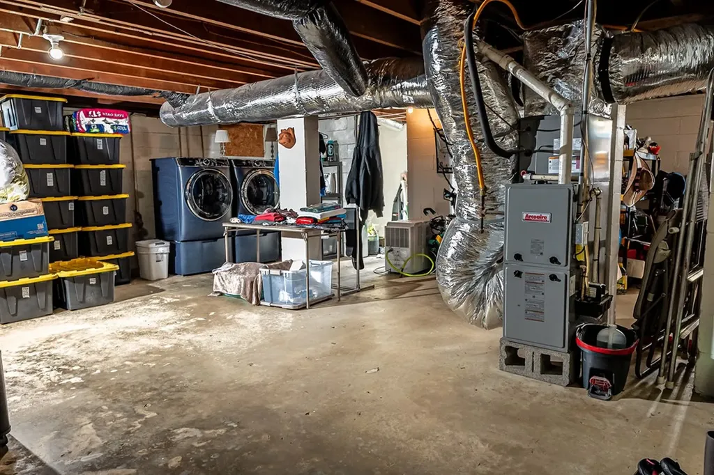 15 Amos Mcclerran Road Celina TN 38551