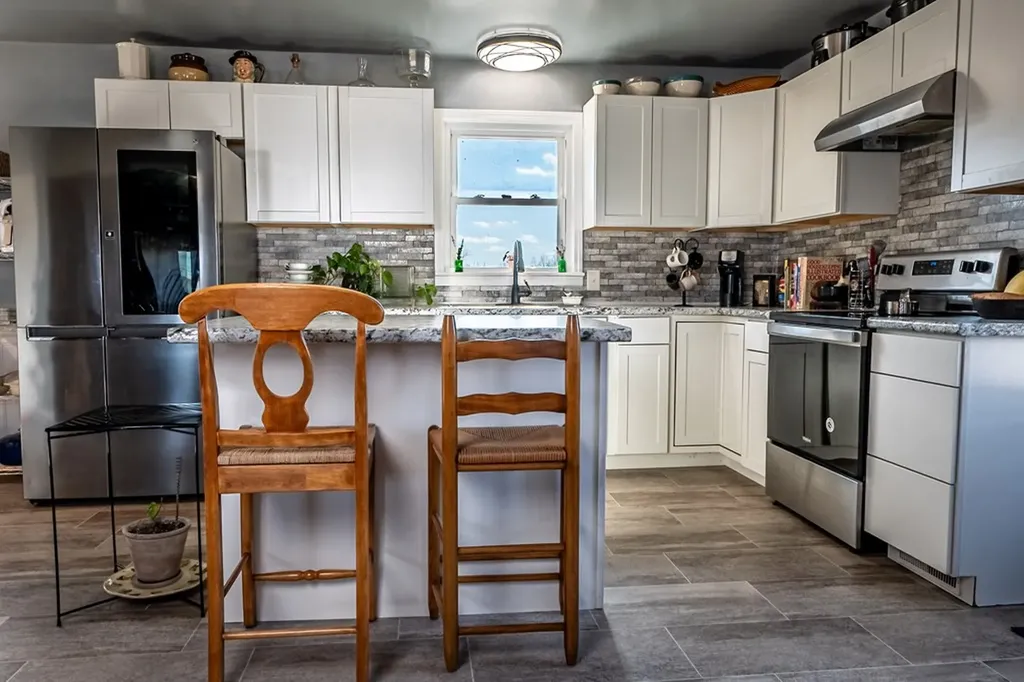 15 Amos Mcclerran Road Celina TN 38551