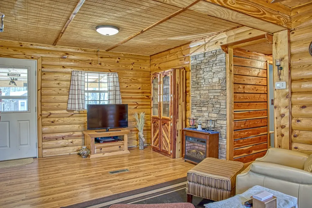 214 Monticello Loop Crossville TN 38555